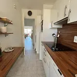 Cozy One Bedroom With Balcony And Parking Канны