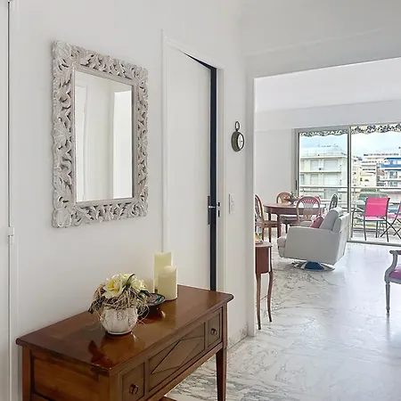 Cozy One Bedroom With Balcony And Parking Apartment
