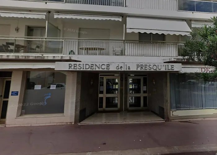 Cozy One Bedroom With Balcony And Parking Cannes