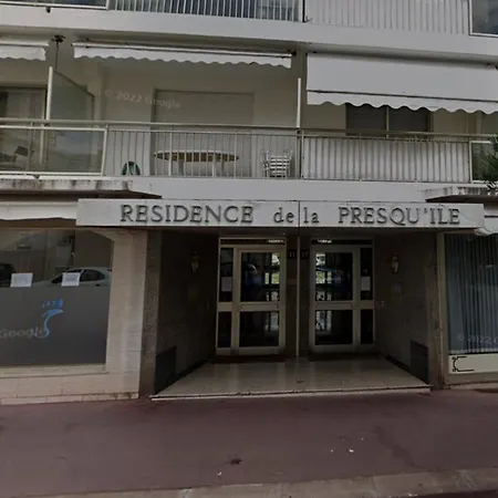 Cozy One Bedroom With Balcony And Parking Cannes
